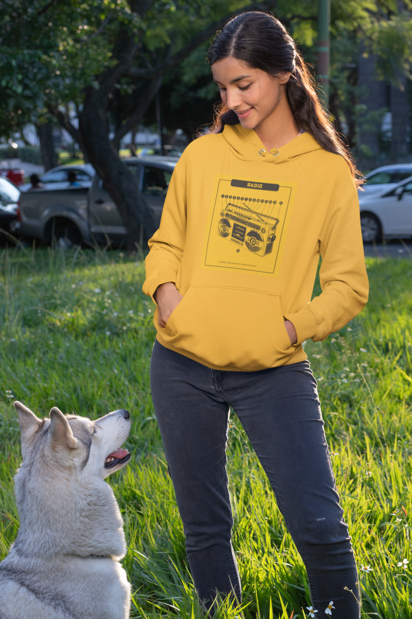 Radio - Sudadera amarilla - Imagen 3